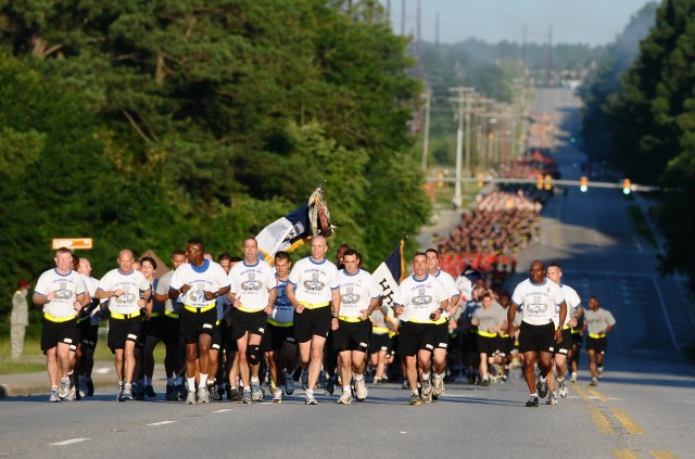 XVIII Airborne Corps celebrates Army birthday with 4.4-mile run