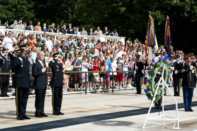 Army Secretary honors, celebrates Army on its 237th Birthday.