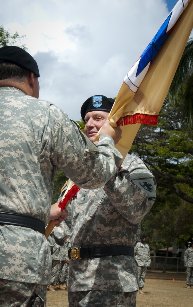 Maj. Gen. Terry Passes Colors