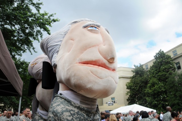 Army marks 237th birthday with thanks, tank, cupcakes