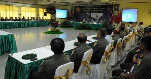USARPAC deputy surgeon speaks during conference