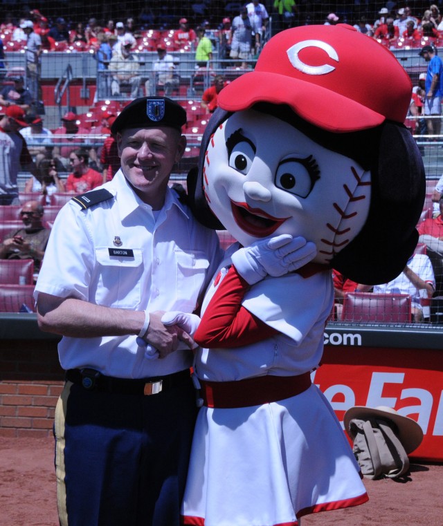 100th Army Band plays at Cincinnati Reds game on Flag Day