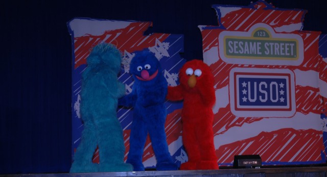 Sesame Street characters brings positive message to Fort Leonard Wood children