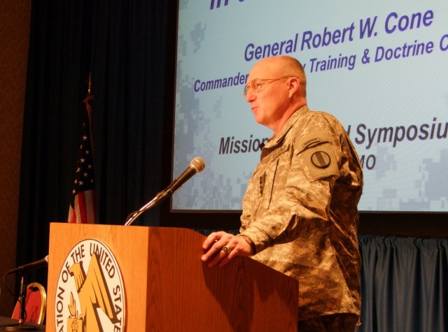 TRADOC commander addresses Mission Command Symposium