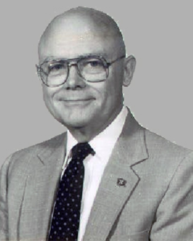 Robert J. Eichelberger