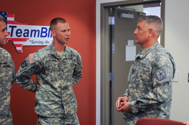 Chandler urges NCOs to promote culture of professionalism