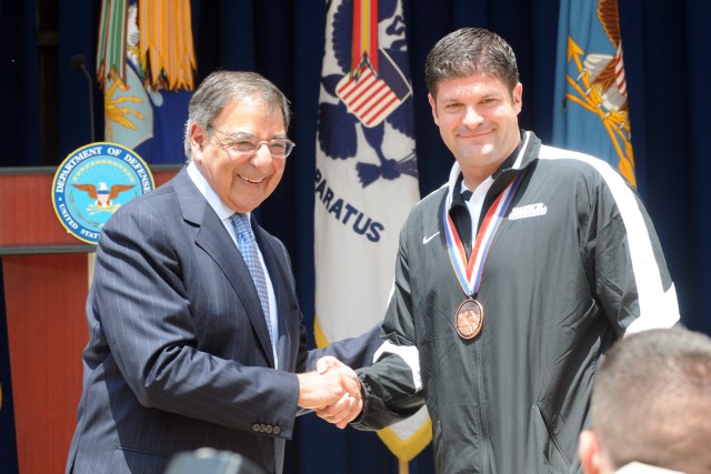 Warrior Games athletes honored at Pentagon ceremony