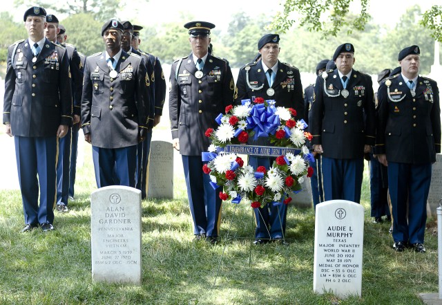 Audie Murphy wreath