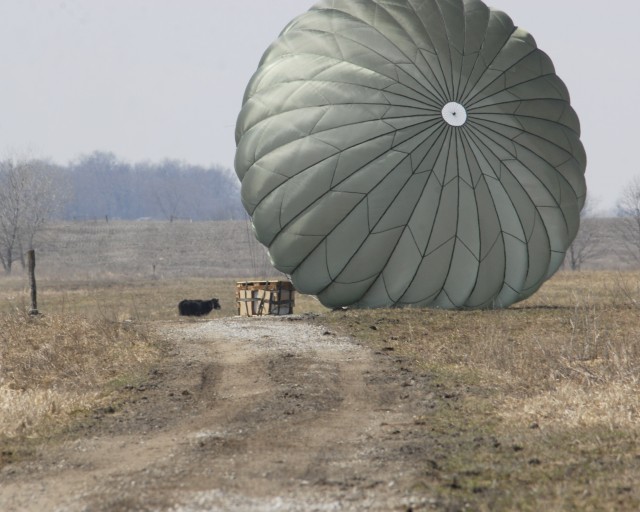 Researchers test cargo parachutes