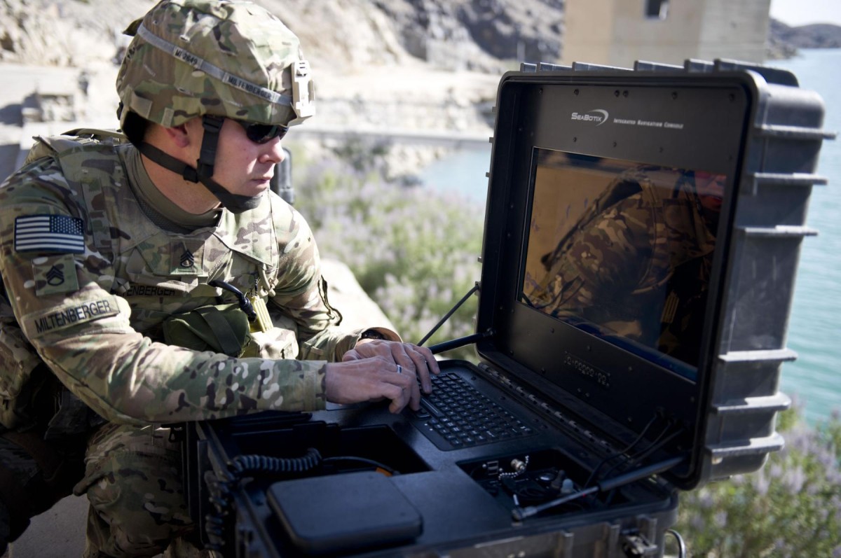 Army divers support South District work at critical Afghan dams ...