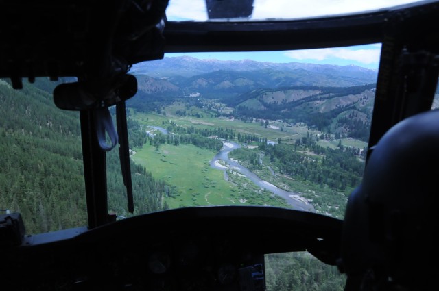 11th Aviation commander joins in gunnery and flight activities