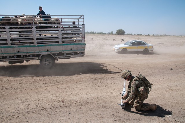 Paratroopers launch packable drone