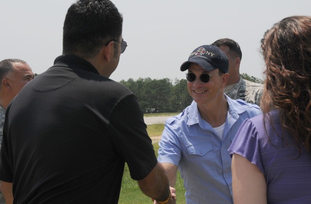 Gary Sinise visits Soldiers, Families at Fort Rucker