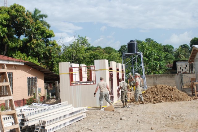 Missouri soldiers work to use all building materials in Honduras