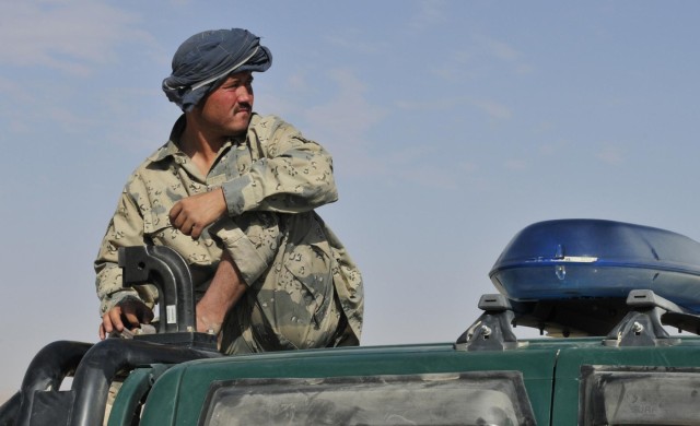 Afghan and American forces deliver humanitarian aid to Shorabak