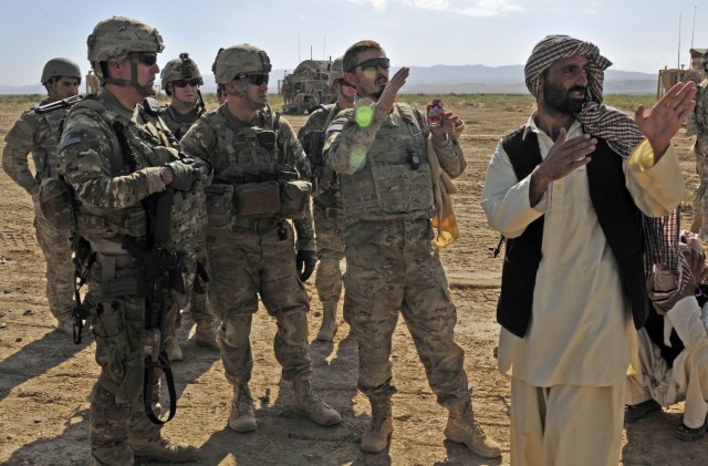 Afghan and American forces deliver humanitarian aid to Shorabak