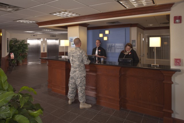 Army remodels six hotels for lodging privatization