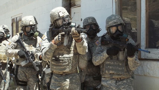 Fort Carson MPs train for special reaction team
