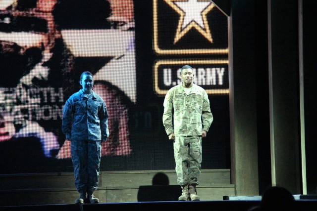 2012 U.S. Army Soldier Show wows capacity crowd at Fort McCoy