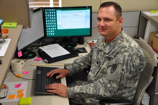 Back in fight: Contracting officer returns to help Soldiers