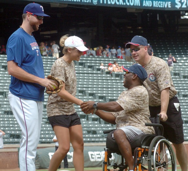 Texas Rangers treat wounded warriors to 'home plate' dream come true