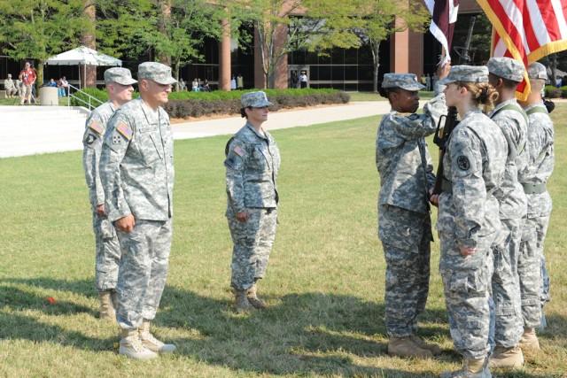 General Leonard Wood Army Community Hospital welcomes new commander