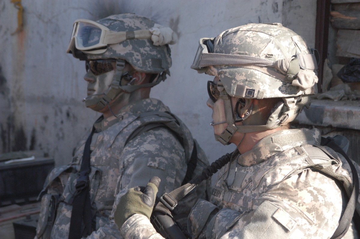 Army, NFL collaborate on traumatic brain injury helmet sensors