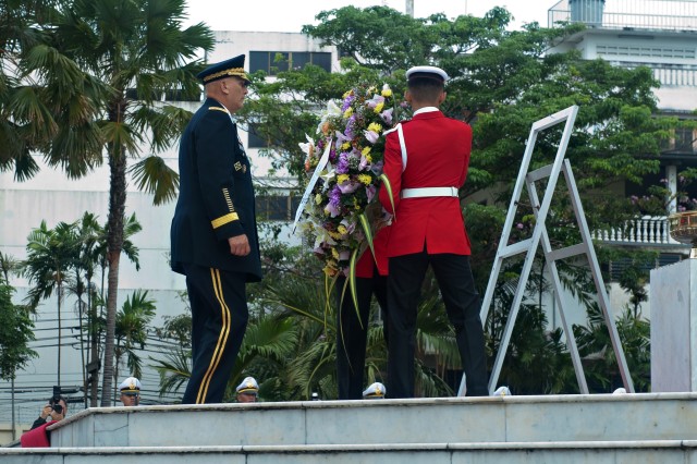 Odierno visits Thailand