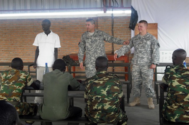 U.S. Army, BNDF mentor Burundi soldiers