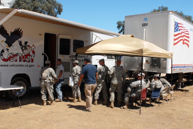 Mobile Vet Center Supports Army Reserve Soldiers