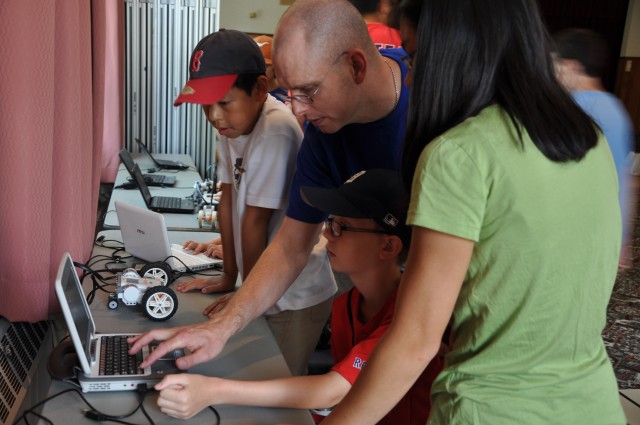 NSRDEC supports Land and Sea Robotics Camp