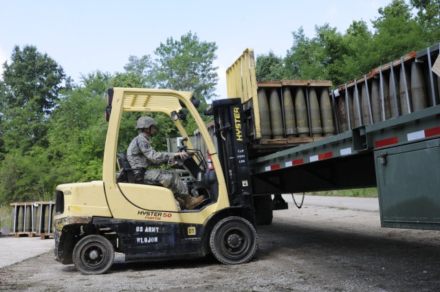 Army Reserve and National Guard units wrap up Golden Cargo 2012