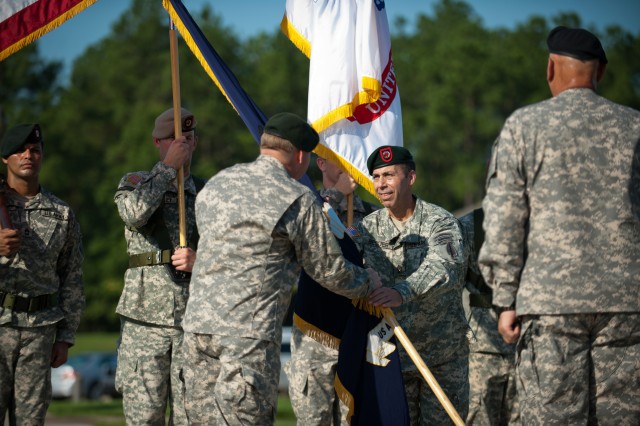 CSA Hosts USASOC Change of Command