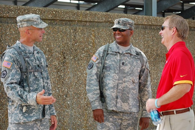 5th En. Bn. commander talks resiliency with radio voice of KC Chiefs