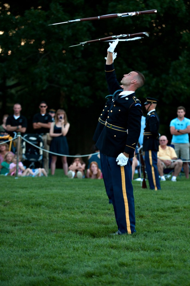 Twilight Tattoo, Army tribute to retiring members of Congress