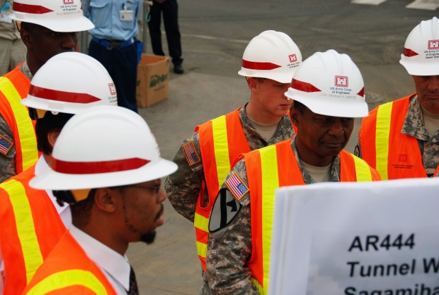 USACE Commanding General visits Japan Engineer District