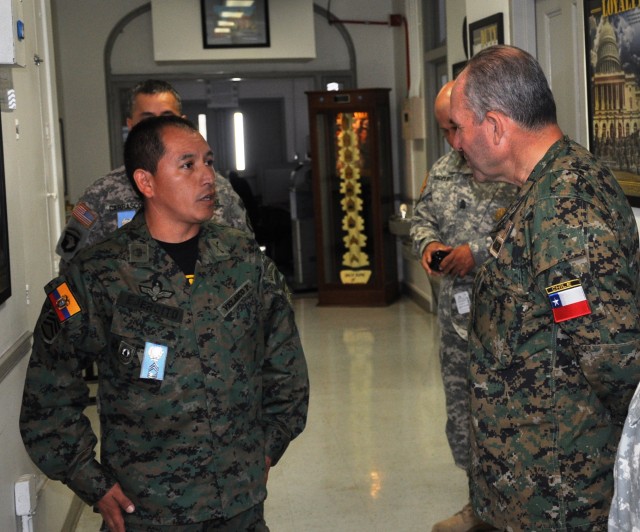 Chilean general tours TRADOC