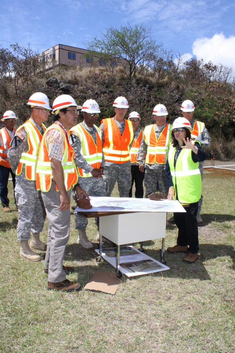 Chief of Engineers Visits Honolulu District, Pacific Ocean Division