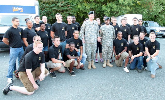 Meeting Leaders and Future Soldiers