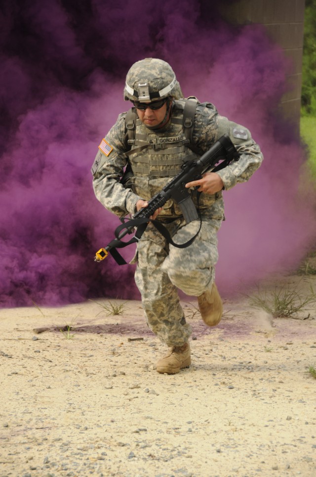 Warrior Tasks exercise during 2012 TRADOC NCO/Soldier of the Year Competition