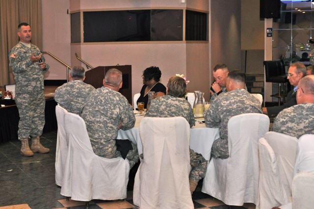 USAG Yongsan says farewell to garrison commander
