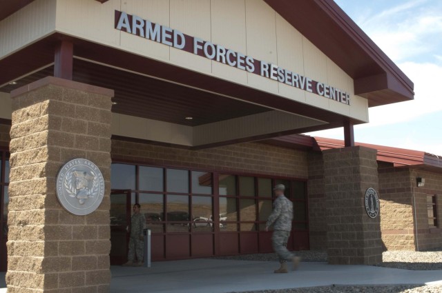 Two soldiers memorialized with Army Reserve