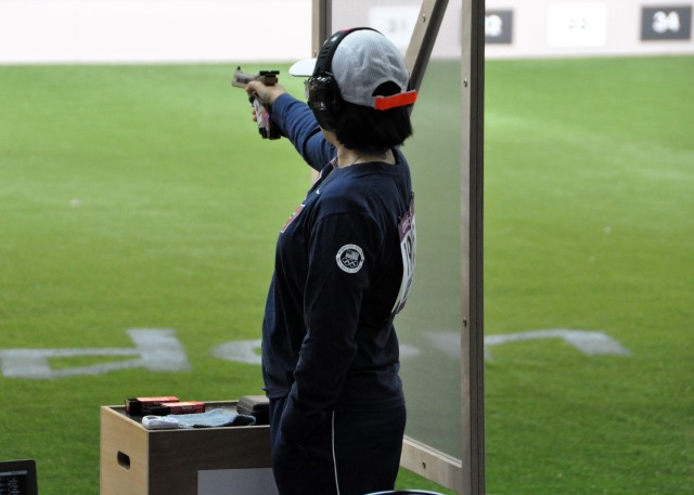 Uptagrafft shoots in Olympic sport pistol competition