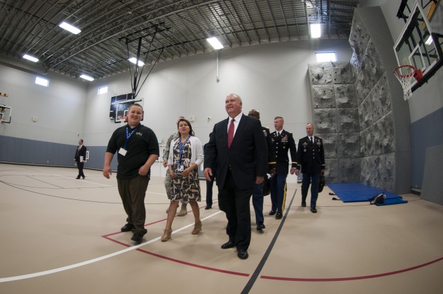 Army Under Secretary breaks new ground for the future of Soldiers and families