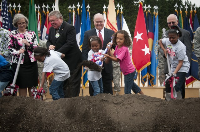 Army Under Secretary breaks new ground for the future of Soldiers and families