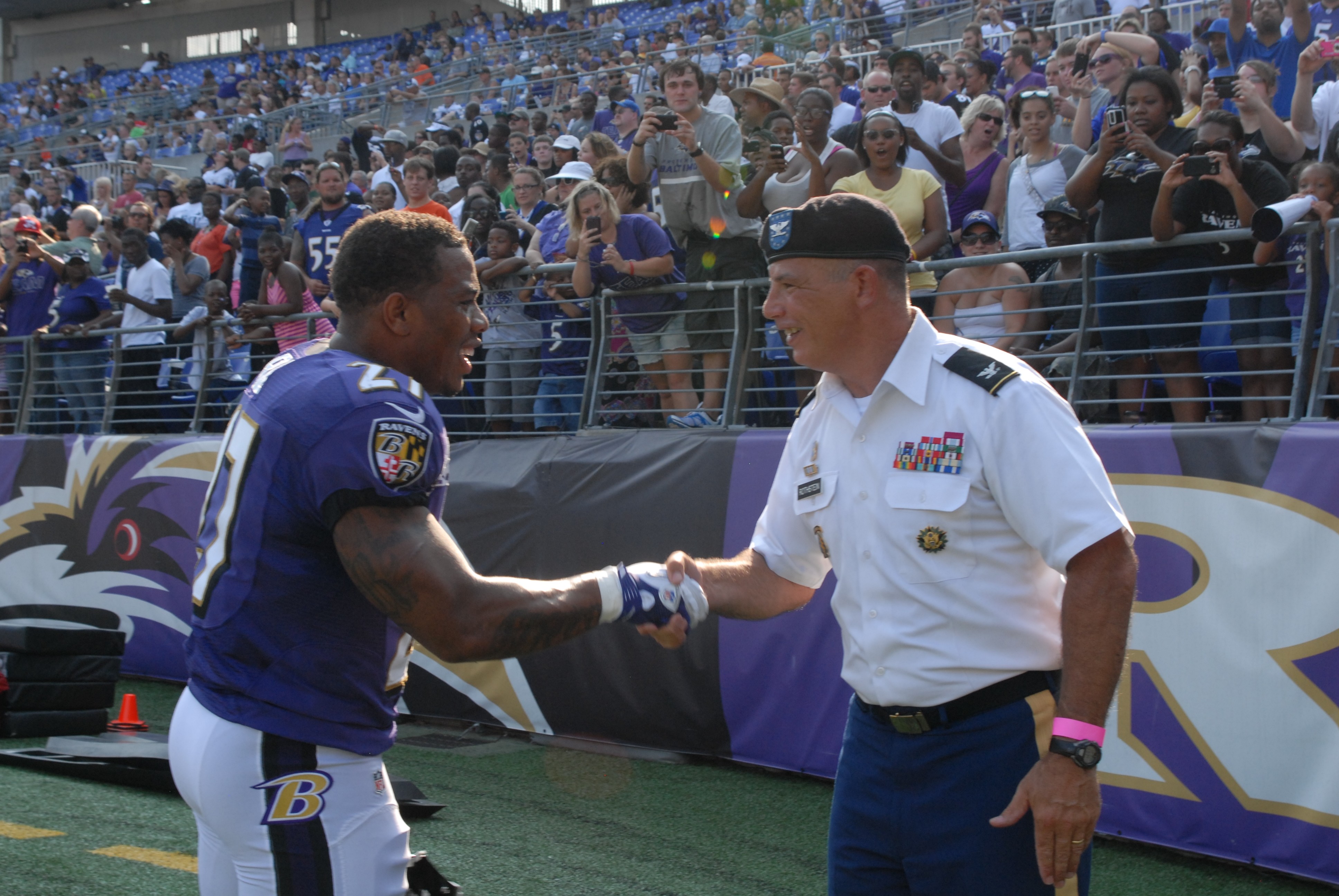 NCR Troops attend Ravens military appreciation day > Joint Base Andrews >  News