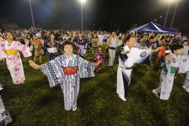 Camp Zama's Bon Odori Festival strengthens friendship with local community