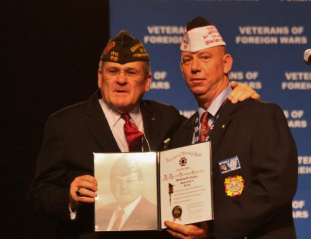 VFW honors 5th Signal Command Soldier