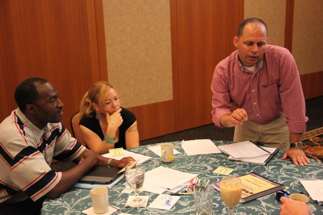 7th CSC Chaplains' "Strong Bonds" relationship workshop reconnects military spouses