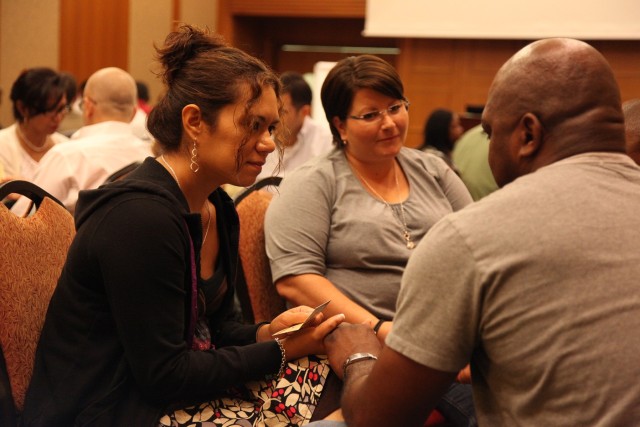 7th CSC Chaplains' "Strong Bonds" relationship workshop reconnects military spouses